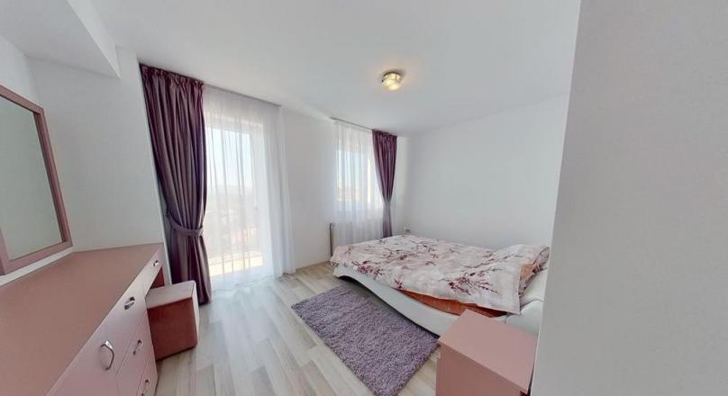 Bright residence, on the chromatic in agreement, Brasov
