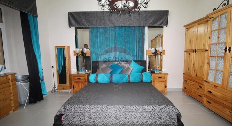ZEJTUN - New on the market comes this beautifully converted two bedroom
