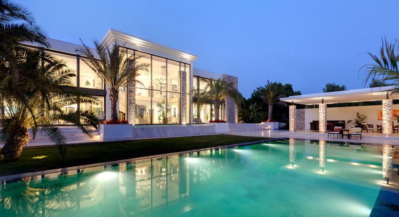 Your new feel-good domicile in lighting design.