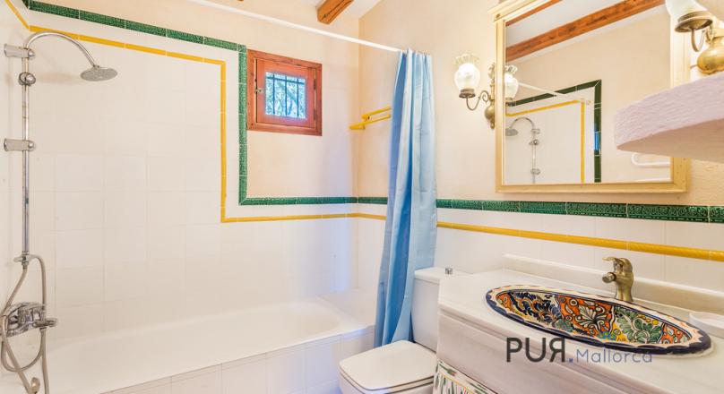 Well marketable. Ideal as a rental property. With license. Finca. Close to the ocean. Great beaches.