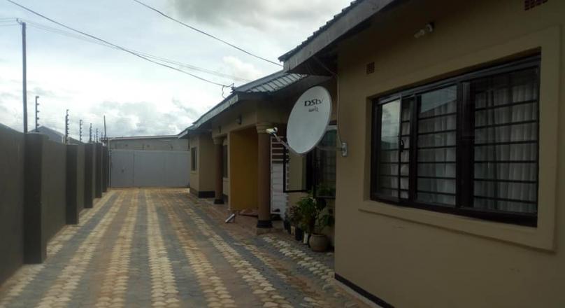 3bedrooms by 2semi detached Apartments for sale