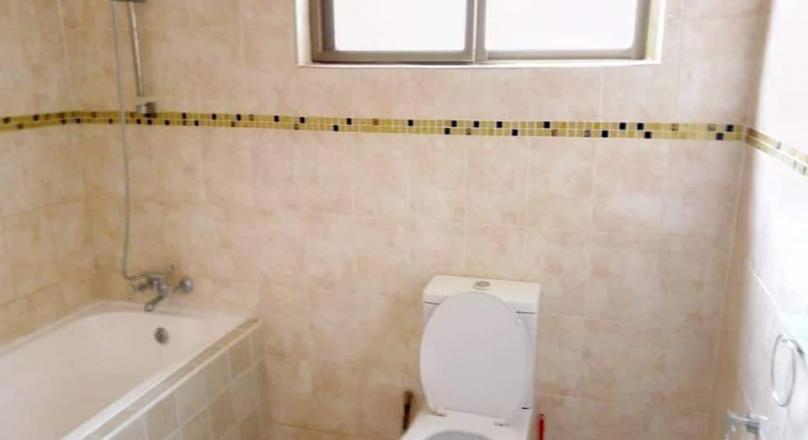 Three bedrooms flats for rent
