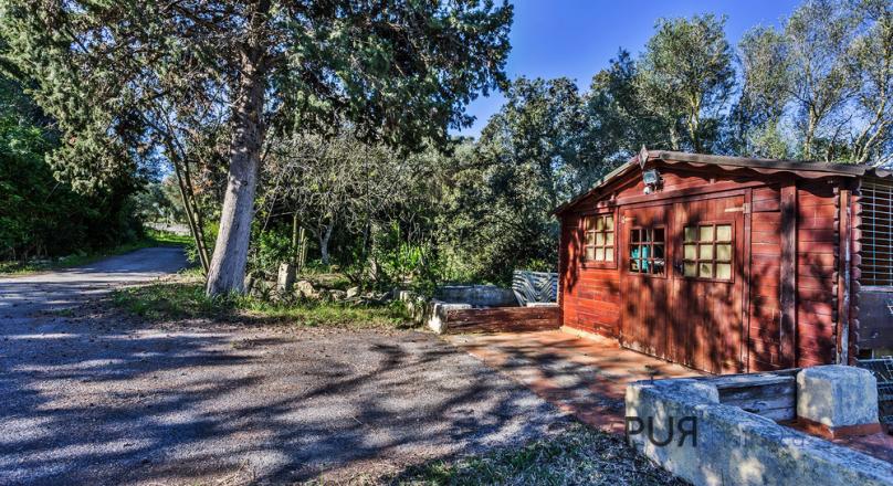 Well marketable. Ideal as a rental property. With license. Finca. Close to the ocean. Great beaches.