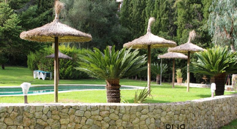 Near Alaro. Country hotel with very good going restaurant. On the planned new Way of St. James