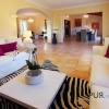 Finca with guest house. Holiday rental license. And really crazy.