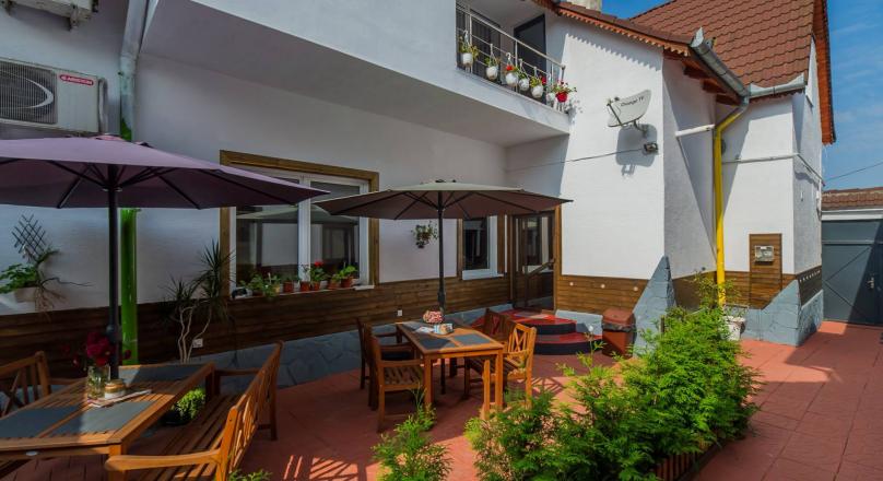 Pension under the definition of elegance, Central, Brasov