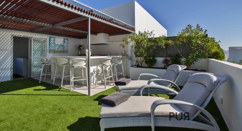 Luxury villa in the north. Three storeys. Very tastefull. Modern standards.