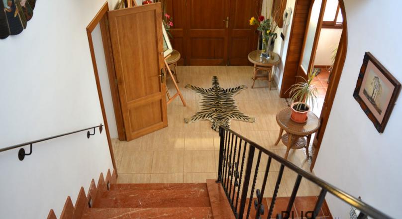 St. Llorenc. Finca. Stately. Quiet location. And the price. It fits.