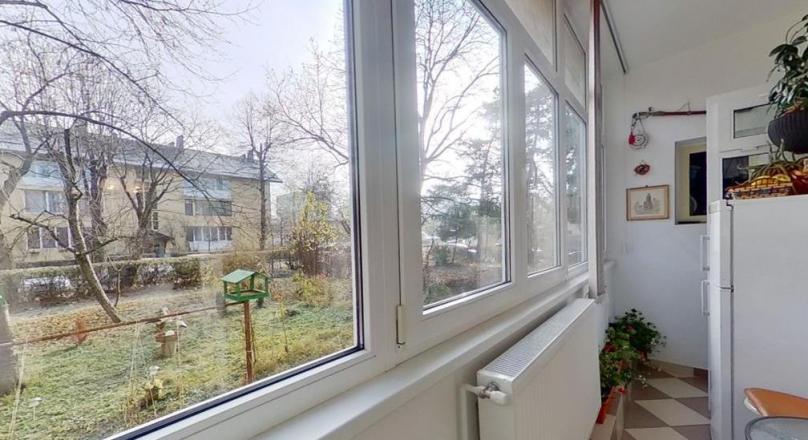 Villa property, surrounded by green space, Astra, Brasov