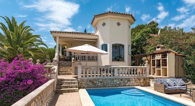 Costa Calma. A cozy little villa. Recently renovated to a high standard.