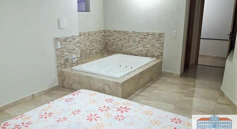 sale of a townhouse with a view to Morro do Frota