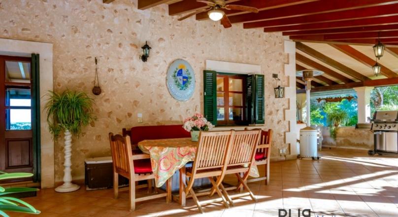 In the middle of our favorite island. Finca. Local Cuisine. Rustic. Here she is.