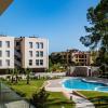 Apartment in Nova Santa Ponsa. After golfing in the evening to Port Adriano