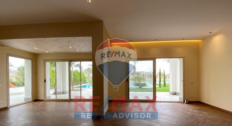 For Sale, luxury finished standalone with Amazing View golf 
