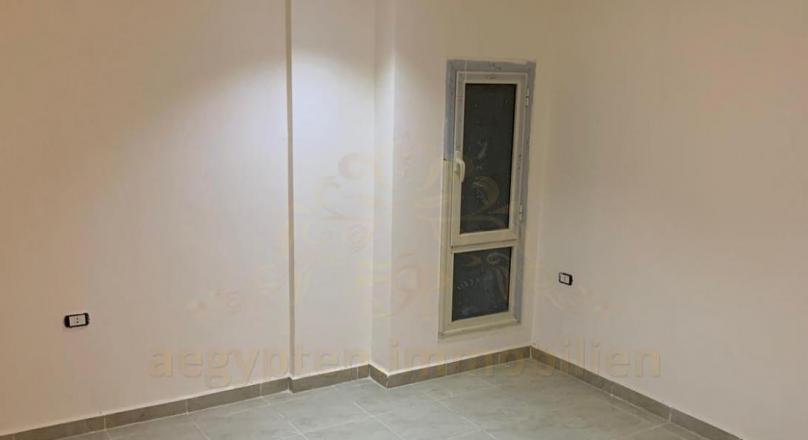 1 bedroom apartment with pool & sea views