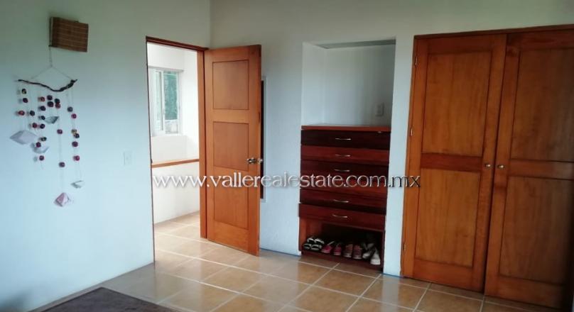 EXCELLENT HOUSE FOR RENT WITH SPACIOUS GARDEN