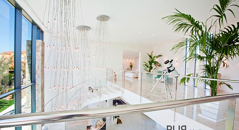Your new feel-good domicile in lighting design.