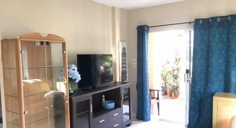 FOR RENT / NICE 2 STORY HOUSE !
