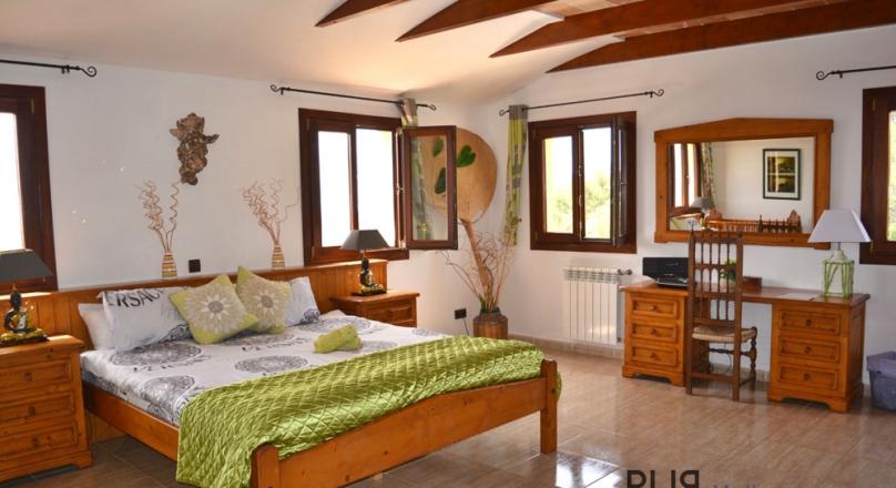 Sant Llorenc. Traditional finca. Mint condition. With a lot of space.