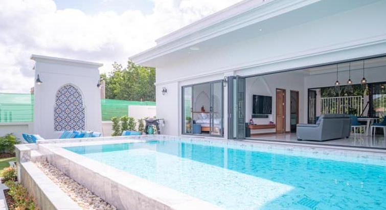 3 Bedroom Pool villa 1 left ready to move in!