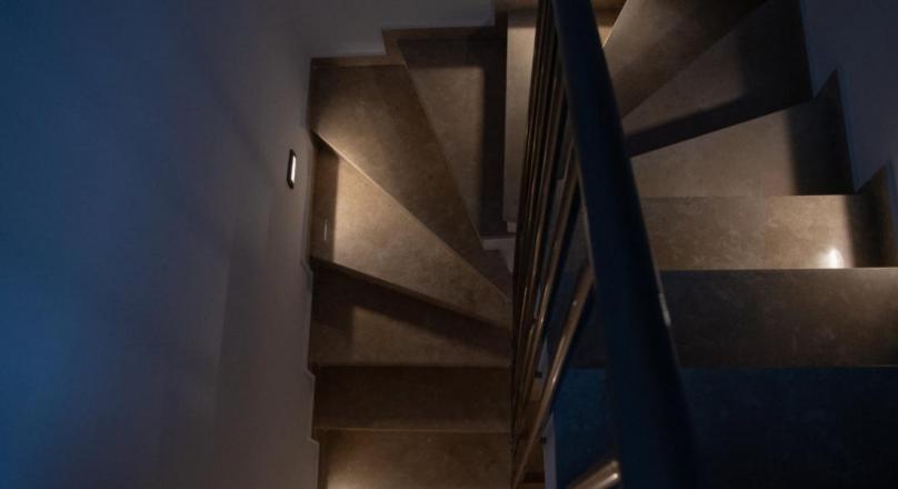 2 adjacent luxury villas for sale on the Athenian Riviera