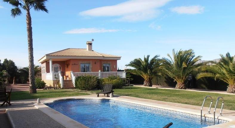 Beautiful Finca near Albatera