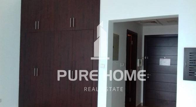 Studio on Electra Street, Sama Tower