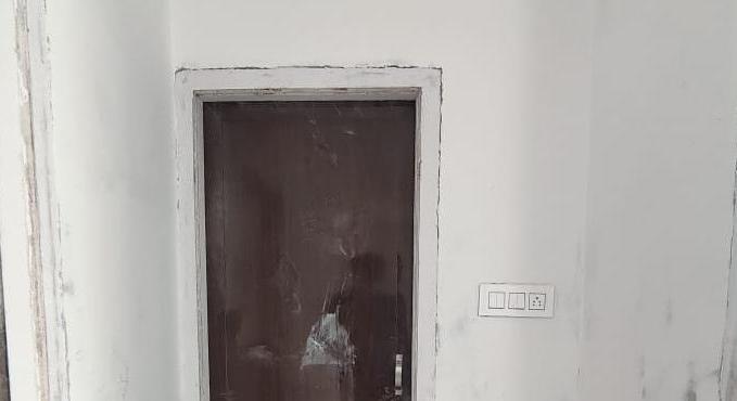 READY TO MOVE 2 BHK FLAT FOR WITH LOW COST