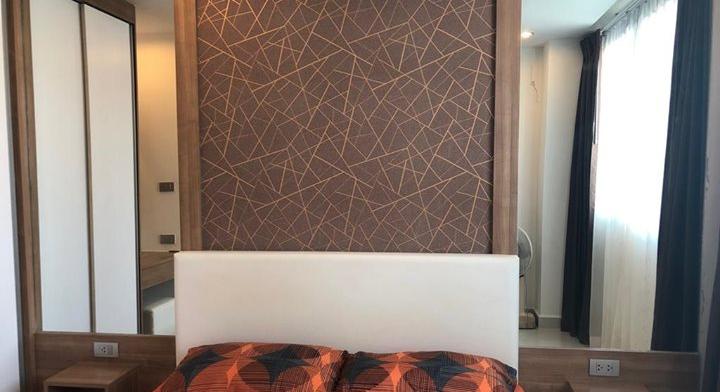 1 Bed Condo at Amazon Residence
