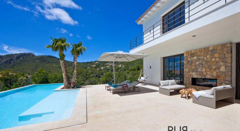 Port d'Andratx. Only prestigious. No. Simply to feel good. Villa with sea view.