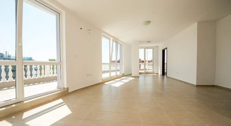 2 BEDROOM APARTMENT ON THE BLACK SEA COAST