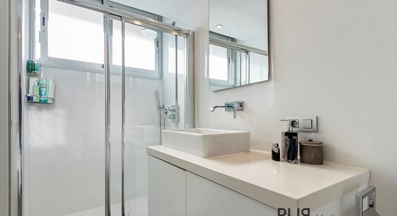 Bons Aires - Few minutes from the Placa d'Espana. Duplex - Penthouse. High-quality.