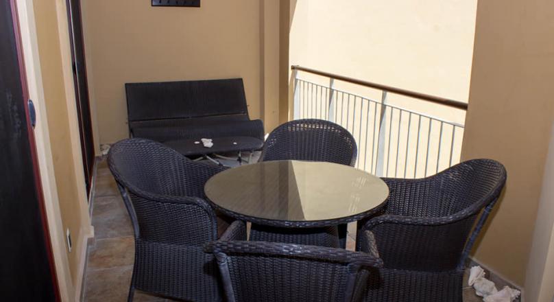 2 bedrooms · 1 bathroom · Apartment