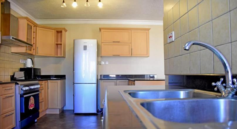 Looking for a fully furnished apartment for rent?