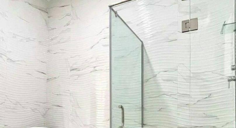 Exquisitely built 5 bedroom Fully detached duplex