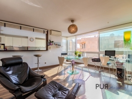 Bright. Generously. Rehabilitated. Sea views. Apartment. Top floor. Attractively priced.
