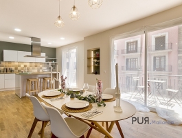 You have always been looking for a good old town apartment in Palma? Here she is. In the middle.