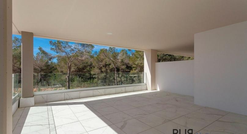 Nova Santa Ponsa. Apartment with lots of space. Mint condition. Year of construction 2019.