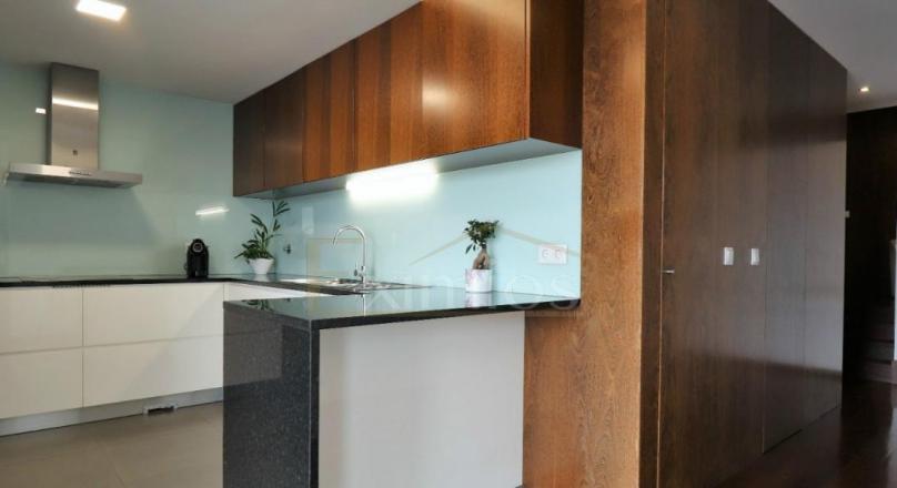 SALE OF SEMI-NEW APARTMENT OF 3 BEDROOMS