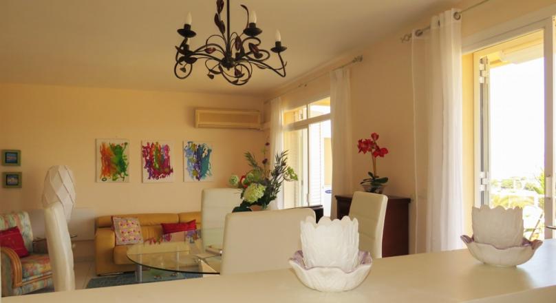 Santa Ponsa. Duplex. With ocean view. And really. In a well-kept complex.