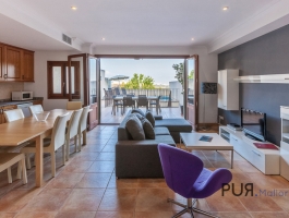 Goodbye to stress. Village house with pool. At the foot of the Tramuntana mountains. Between Selva and Campanet.