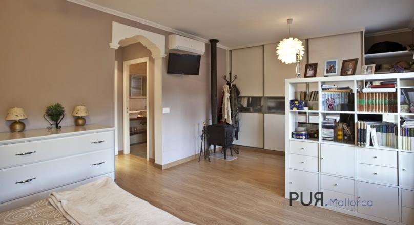 Mancor de la Vall. At the foot of the Tramuntana. A townhouse. Very good price / performance ratio.