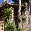 Beautiful detached house with private pool and wine cellar