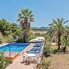 Finca. Vacation rental license. Forest path straight to the beach.