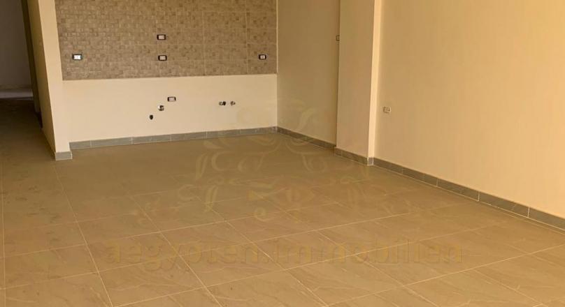 1 bedroom apartment with pool & sea views