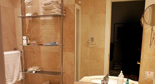 Large penthouse. Large terrace. Little price.