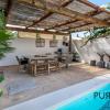 Renovated beachhouse style chalet
