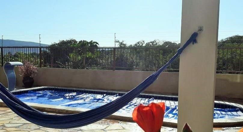 sale of a townhouse with a view to Morro do Frota