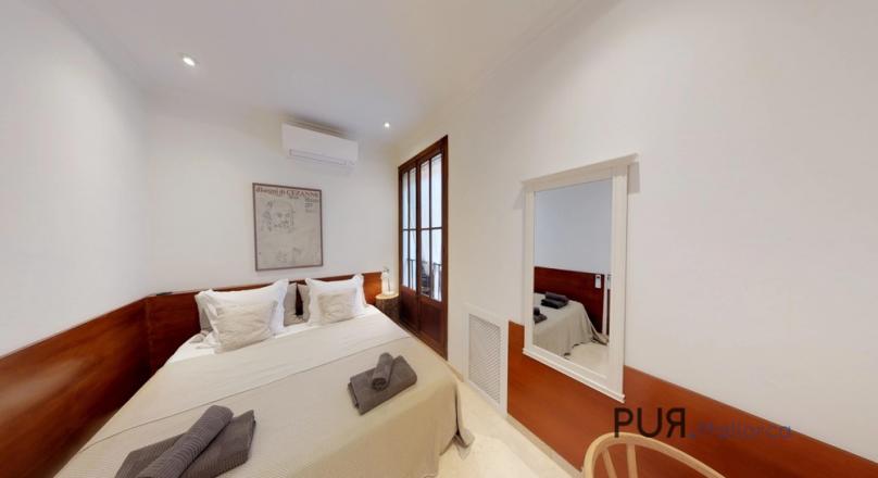 That can not be. A townhouse with vacation rental license in La Lonja. But.