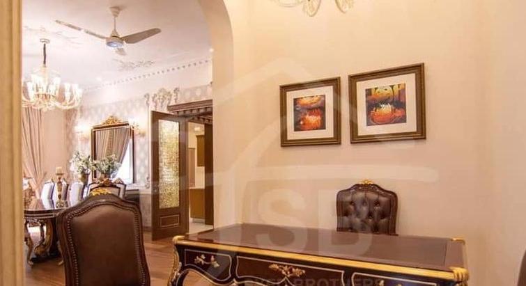 Inside a 23 Crore Victorian mansion in DHA Lahore by Syed Brothers